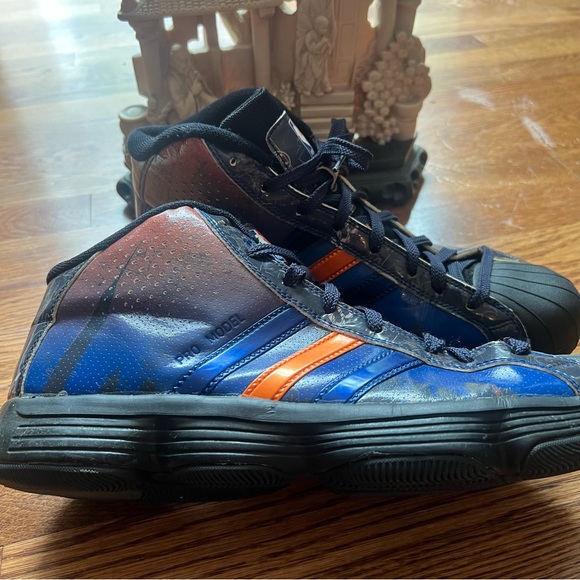 adidas new york knicks shoes